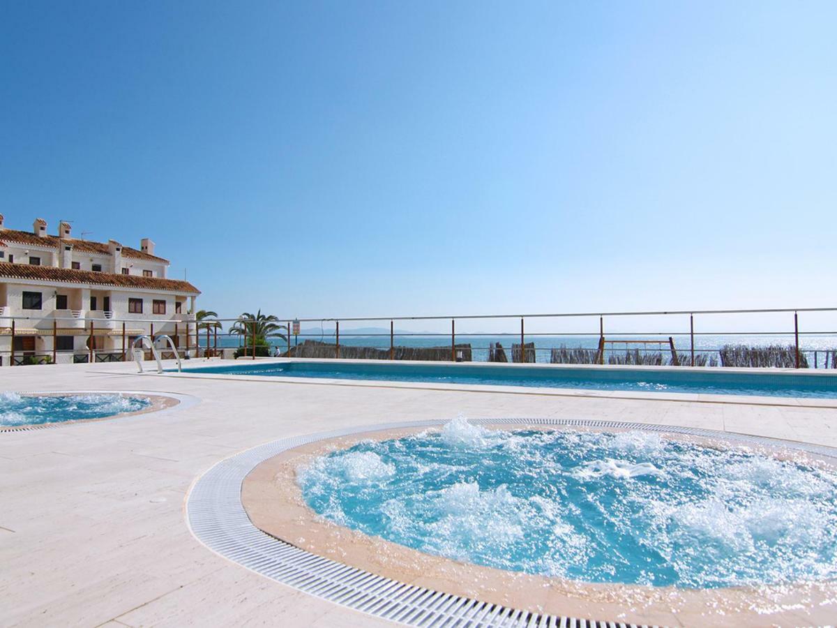 La Manga Beach Club Apartments Екстер'єр фото